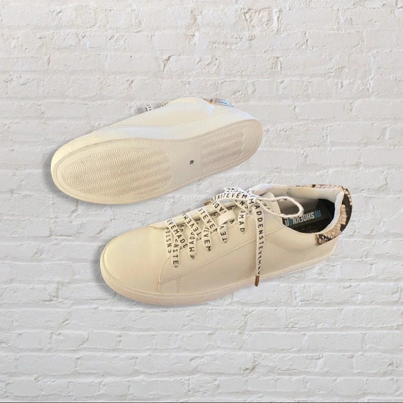 {Steve Madden} sneakers - Picture 4 of 5